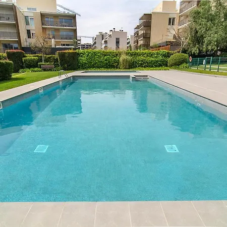 דירה Spaces Garden Paradise 3 Bedroom, 3 Bathroom, Huge Private Garden-terrace, Pool- Sleeps Up To 8 סיטגס