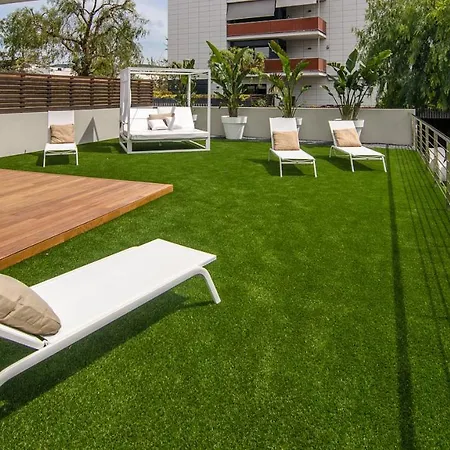 Spaces Garden Paradise 3 Bedroom, 3 Bathroom, Huge Private Garden-terrace, Pool- Sleeps Up To 8 * Sitges