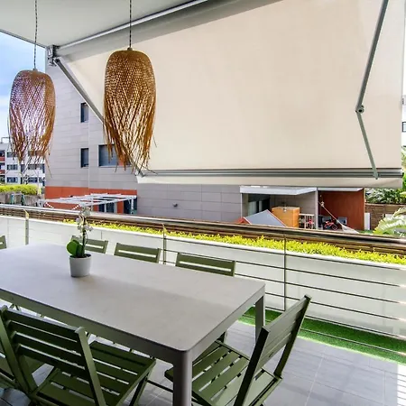 Apartmán Spaces Garden Paradise 3 Bedroom, 3 Bathroom, Huge Private Garden-terrace, Pool- Sleeps Up To 8 Sitges