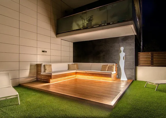 Garden Paradise: 3-bedroom With Pool And Terrace Sitges