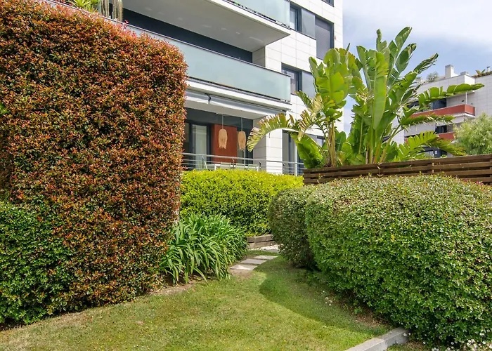 Garden Paradise: 3-bedroom With Pool And Terrace Sitges